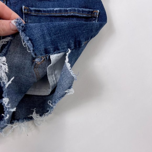 AE American Eagle DIstressed Cut Off Raw Hem Side Slit Denim Shorts Size 4 Read - Picture 6 of 9